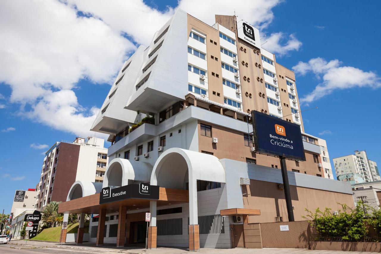 Tri Hotel Executive Criciuma 크리시우마 외부 사진