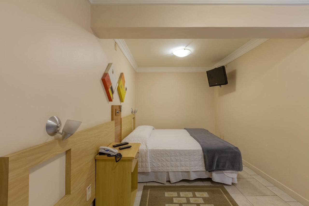 Tri Hotel Executive Criciuma 크리시우마 외부 사진