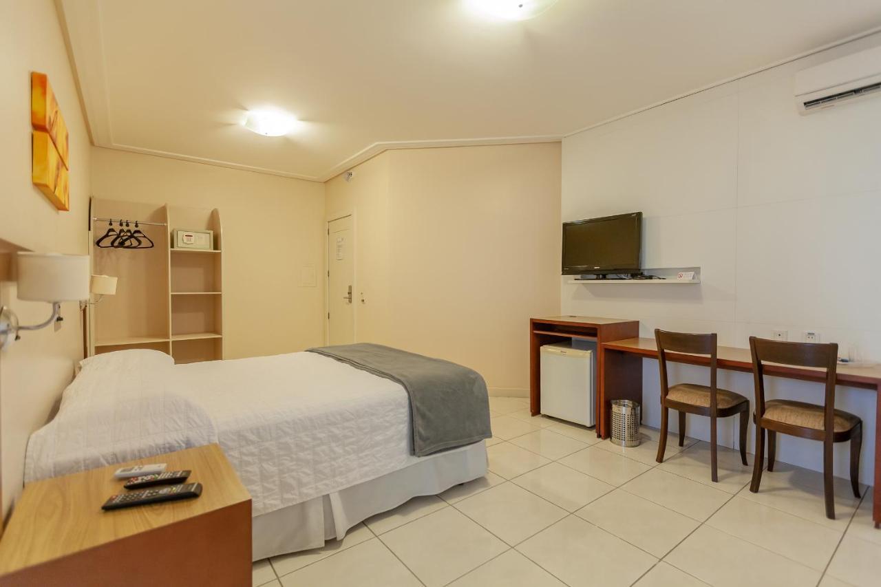 Tri Hotel Executive Criciuma 크리시우마 외부 사진