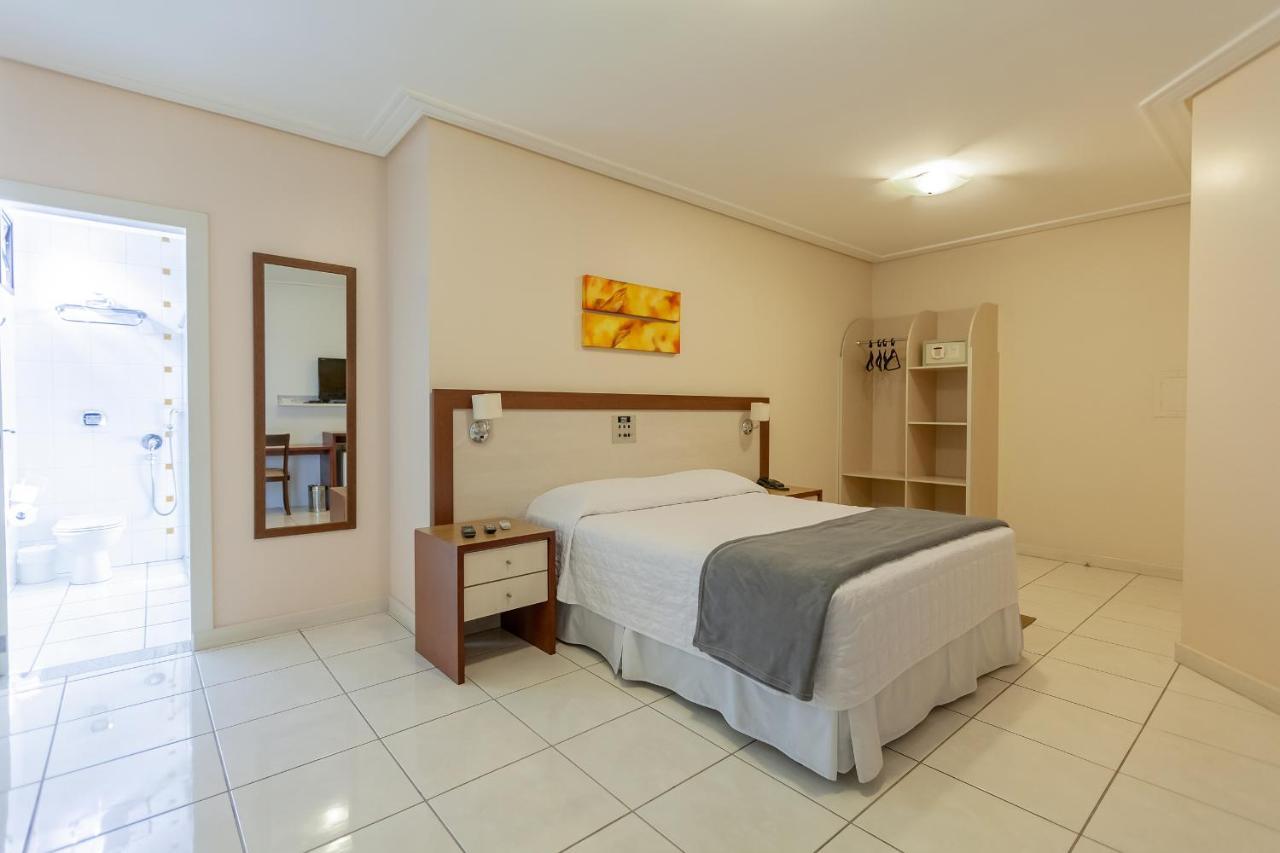 Tri Hotel Executive Criciuma 크리시우마 외부 사진